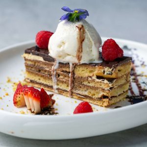 Opera Chocolate Cake 朱古力蛋糕